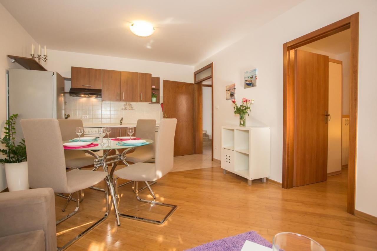 Apartment Bela Porec Exterior photo